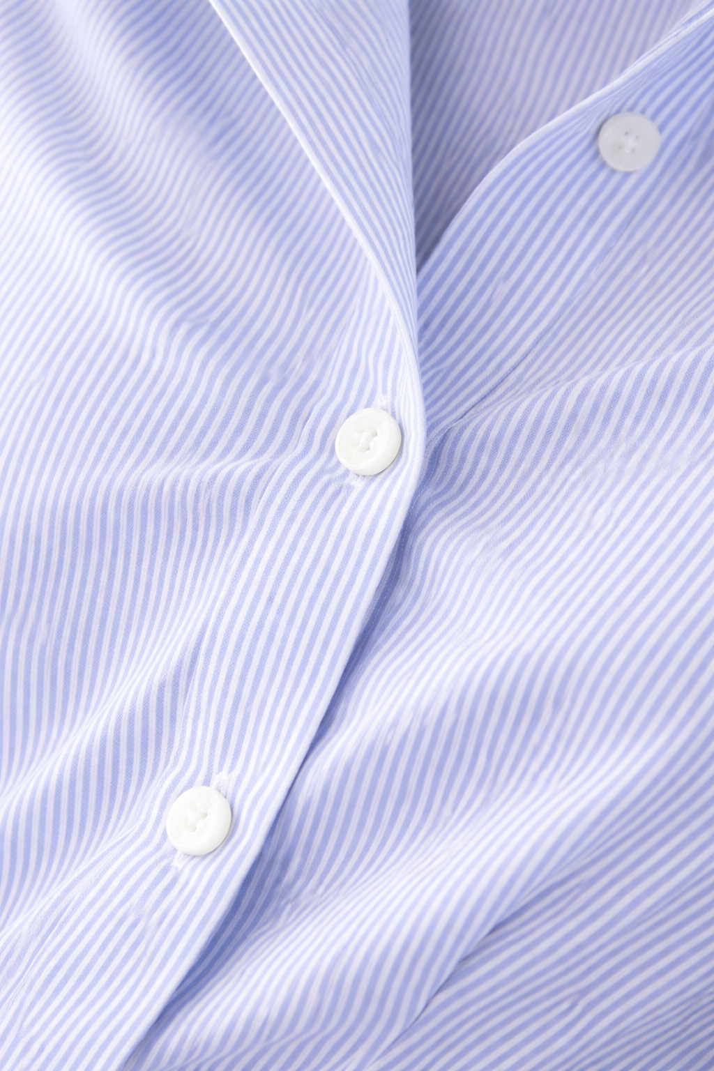 Camisa corsé a rayas azul cielo